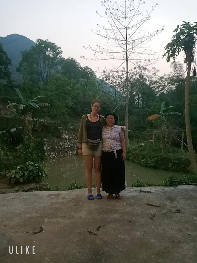 Du Gia Van Chung Homestay Làng Cac Esterno foto