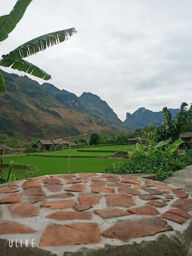 Du Gia Van Chung Homestay Làng Cac Esterno foto