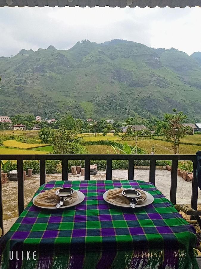 Du Gia Van Chung Homestay Làng Cac Esterno foto